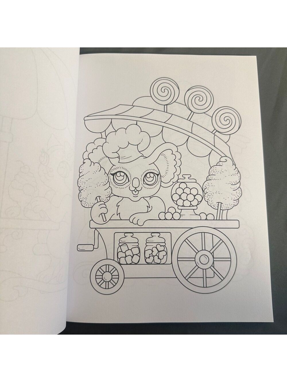 50 Vacation Miniarures Coloring Book - Picture 9 of 9